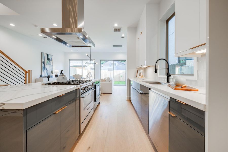 ASK ABOUT CUSTOMIZATION OPTIONS DURING CONSTRUCTION ONLY *MAZZARINO MODEL HOME * PHOTOS MAY SHOW A SIMILAR FLOOR PLAN AND/OR UPGRADED/ALTERNATIVE FINISHES * Please use these photos as a guide *THIS IS AN ACTIVE CONSTRUCTION SITE, BUYERS MUST REQUEST APPOINTMENT TO BE ON PREMISE AT ALL TIMES. ASK ABOUT CUSTOMIZATION OPTIONS DURING CONSTRUCTION ONLY *MAZZARINO MODEL HOME * PHOTOS MAY SHOW A SIMILAR FLOOR PLAN AND/OR UPGRADED/ALTERNATIVE FINISHES * Please use these photos as a guide *THIS IS AN ACTIVE CONSTRUCTION SITE, BUYERS MUST REQUEST APPOINTMENT TO BE ON PREMISE AT ALL TIMES.