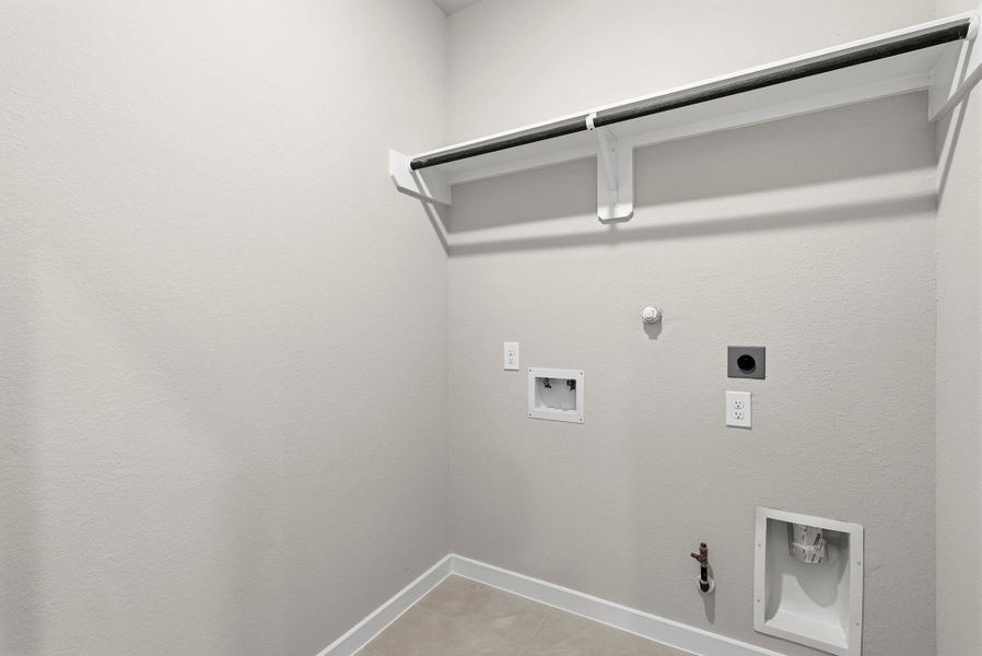 Spacious, unfurnished interior of a new home in Cypress Green, Hockley (Image 27).