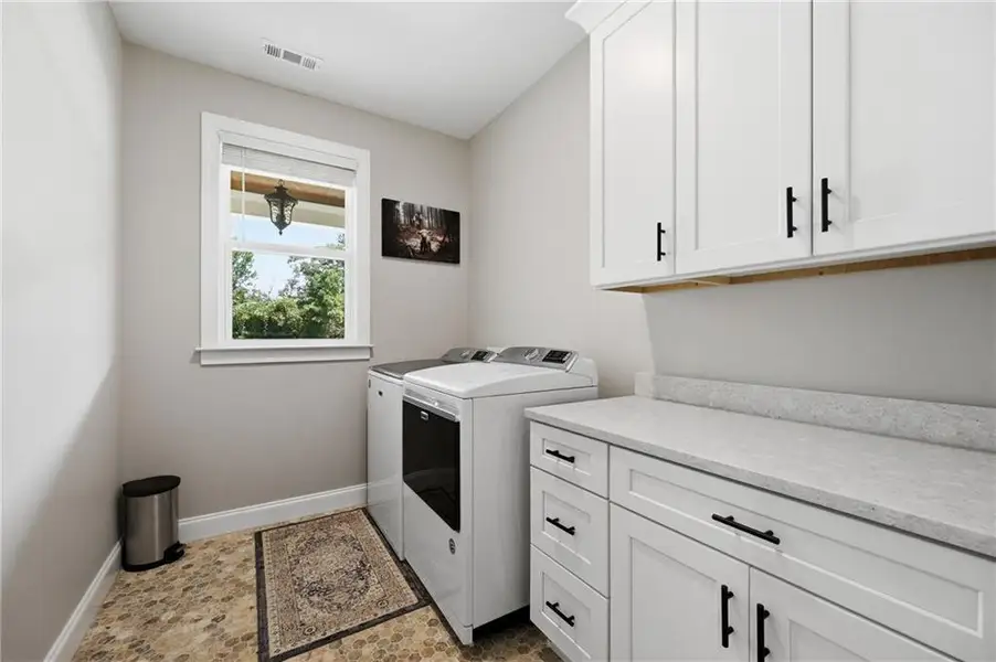 Furnished interior view inside a new home in , Dawsonville (Image 9).