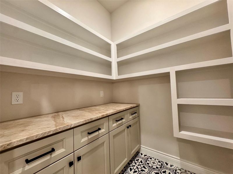 Furnished interior view inside a new home in Lexington Heights, Willis (Image 12).