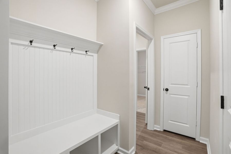 Representative unfurnished interior of a home built from the Magnolia Select M by McGuinn Homes in Broadway Lake, Anderson (Image 31).