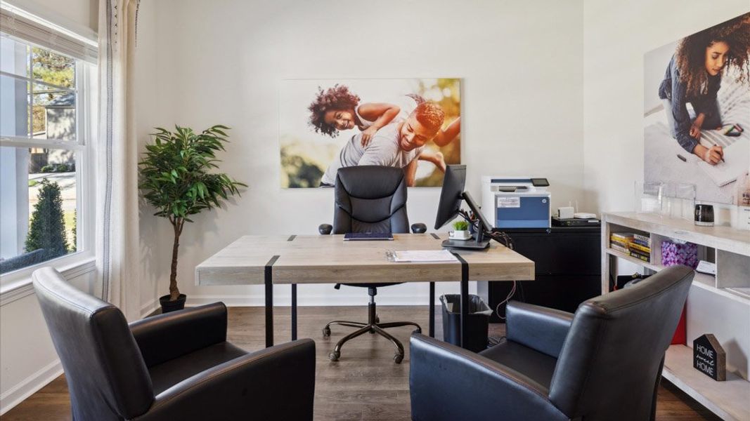 Representative furnished interior of a home built from the Penwell by D.R. Horton in Emory Creek, Harriman (Image 21).