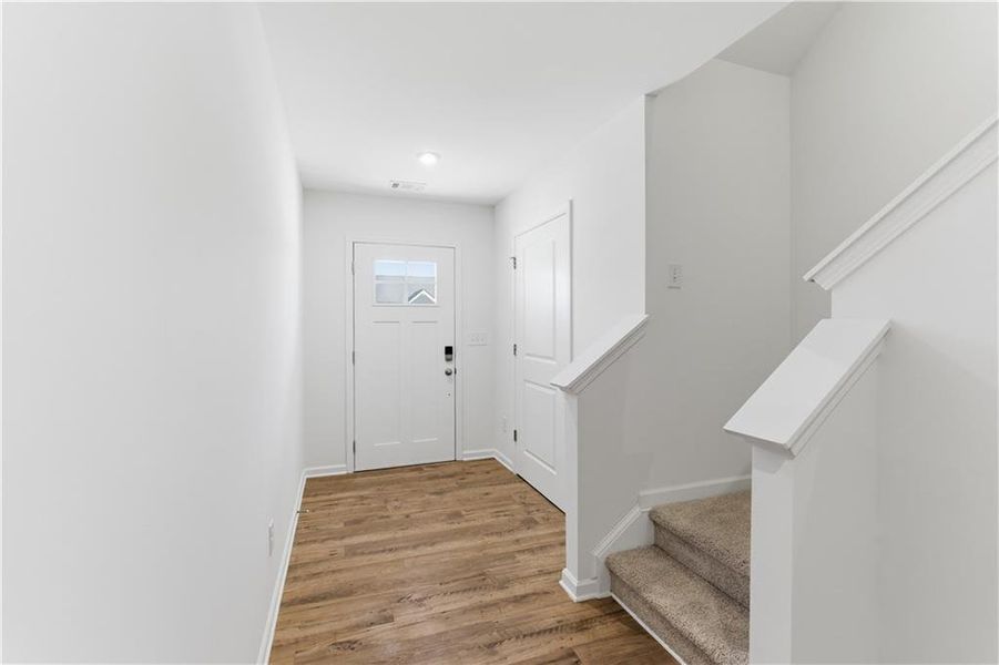 Spacious, unfurnished interior of a new home in Silver Leaf, Dawsonville (Image 18).