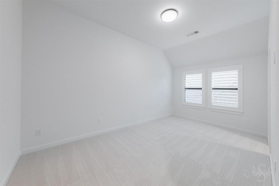 Bedroom #4, located upstairs. Bedroom #4, located upstairs.