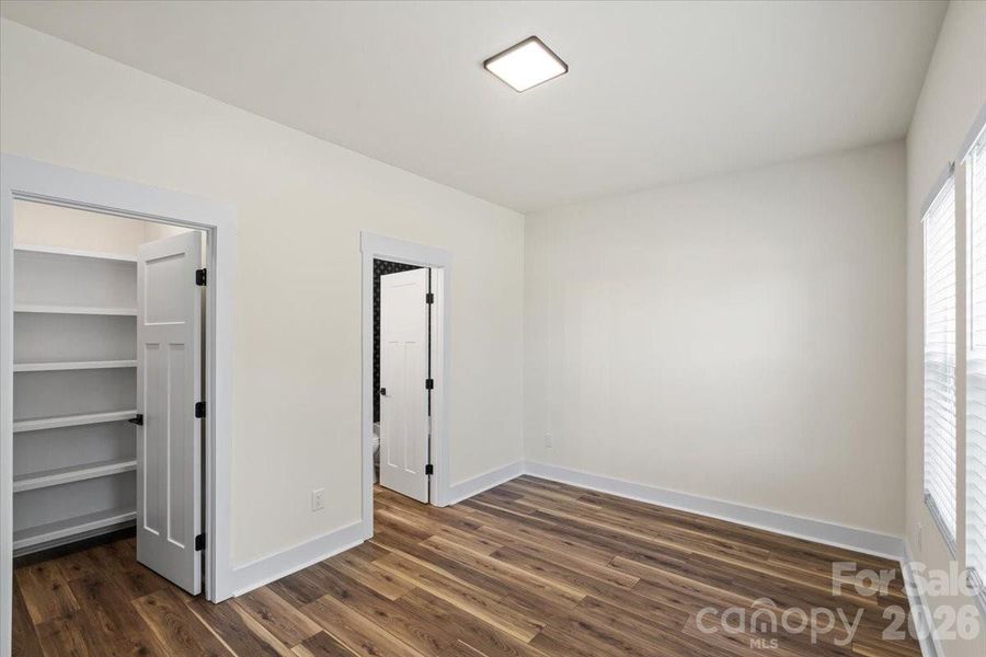 Spacious, unfurnished interior of a new home in , Concord (Image 16).