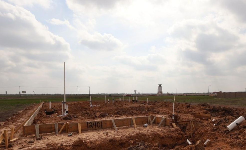 Every foundation at DWH is engineered and it’s inspected three times! We do not do “batch” testing. Rest easy knowing your foundation comes with a 10 year warranty. Every foundation at DWH is engineered and it’s inspected three times! We do not do “batch” testing. Rest easy knowing your foundation comes with a 10 year warranty.