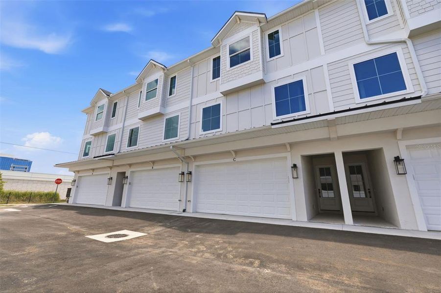 Image 33 of a home in .