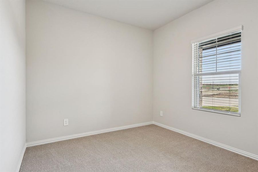 Spacious, unfurnished interior of a new home in Parks at Foster Crossing - Signature Series, Anna (Image 34).