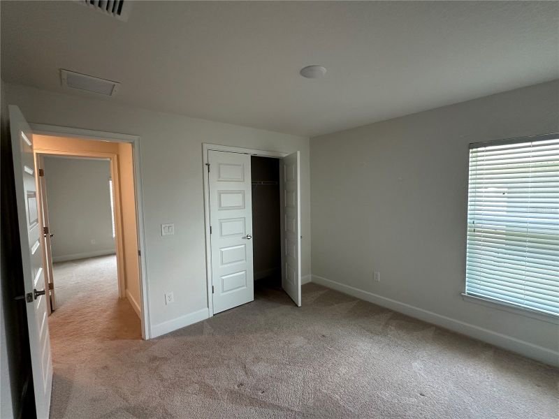Spacious, unfurnished interior of a new home in Ocala Crossings South, Ocala (Image 19).