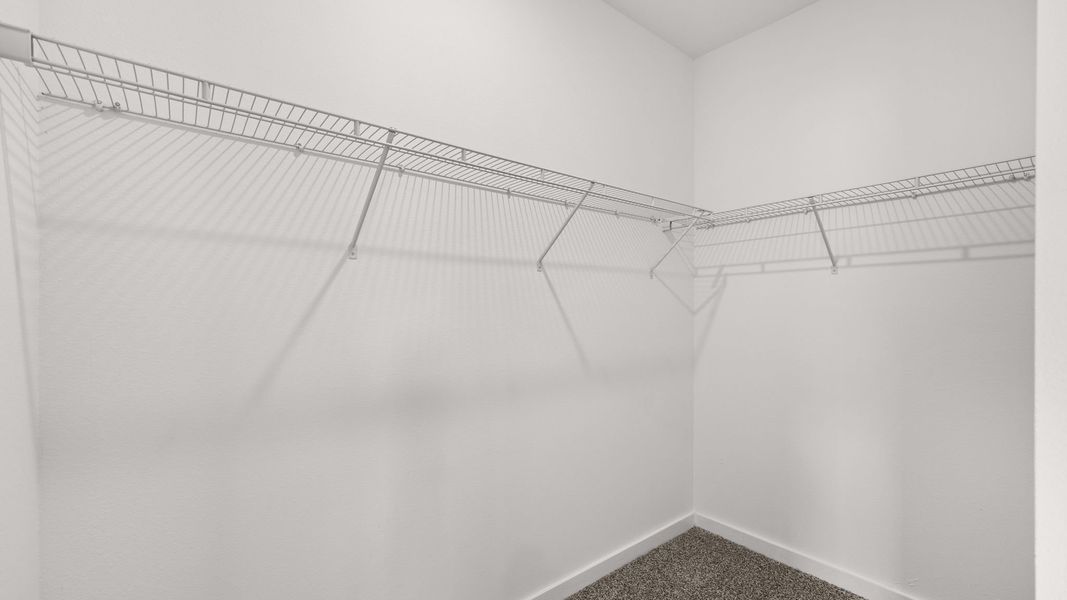 Representative unfurnished interior of a home built from the Walker by D.R. Horton in Ashton Park Phase III, Freeport (Image 29).