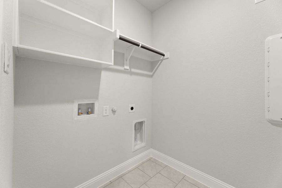Spacious, unfurnished interior of a new home in Elevon, Lavon (Image 31). Spacious, unfurnished interior of a new home in Elevon, Lavon (Image 31).