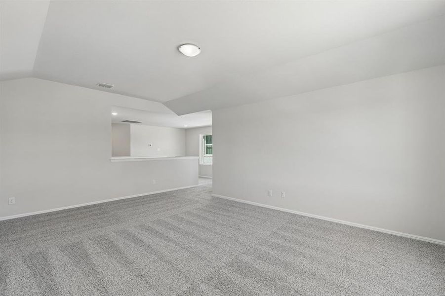 Spacious, unfurnished interior of a new home in Bellagio, Forney (Image 13).