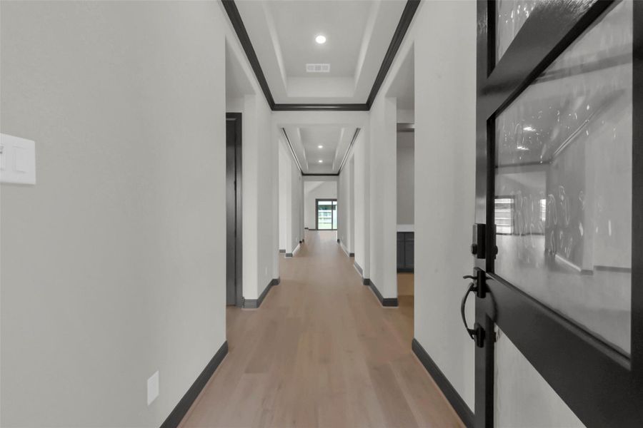 Spacious, unfurnished interior of a new home in Evergreen 55', Conroe (Image 27).