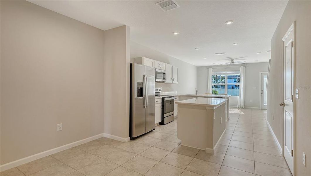 Furnished interior view inside a new home in , Bradenton (Image 8).