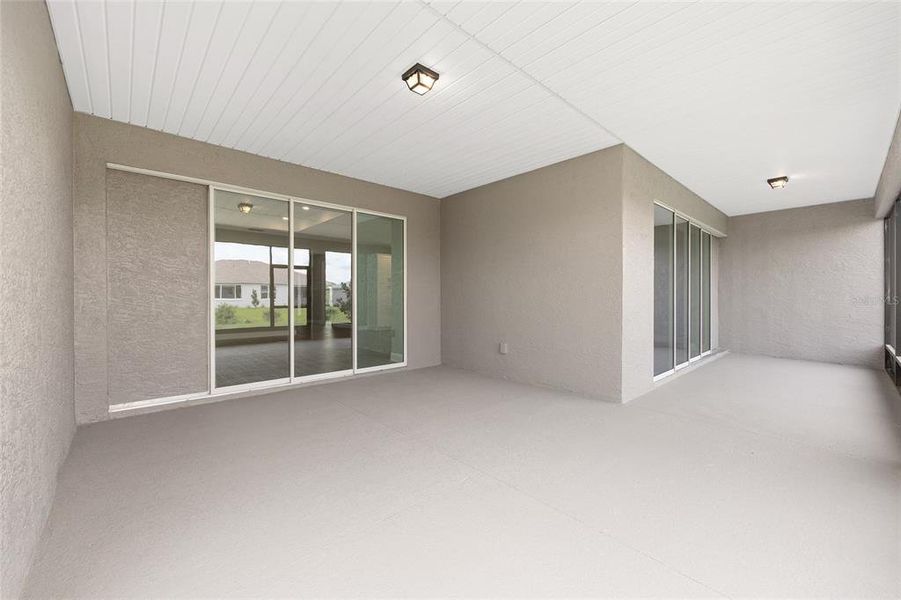 Spacious, unfurnished interior of a new home in , Ocala (Image 34).