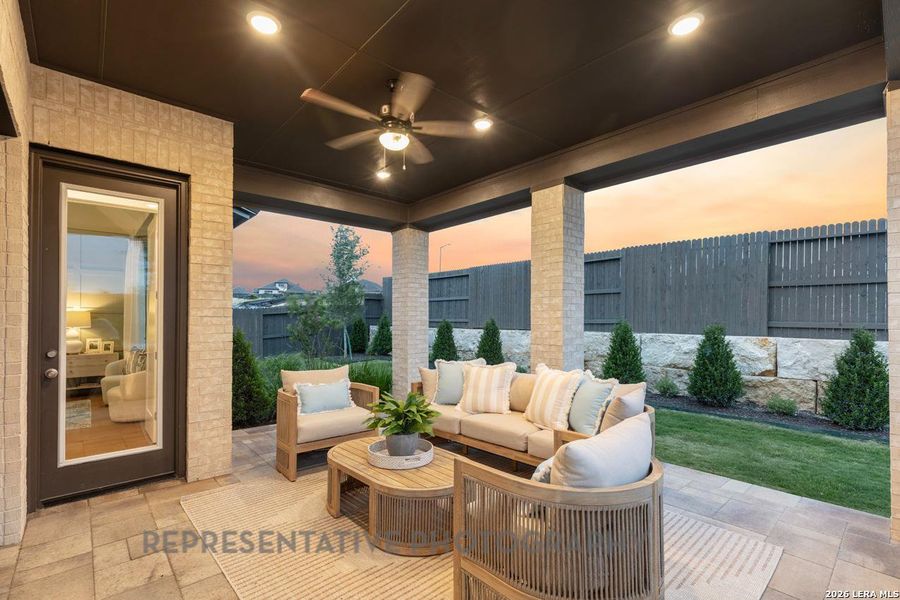 Exterior details and patio area of a home in Davis Ranch, San Antonio (Image 24).