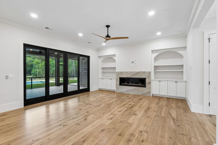 Spacious, unfurnished interior of a new home in , Johns Island (Image 93).