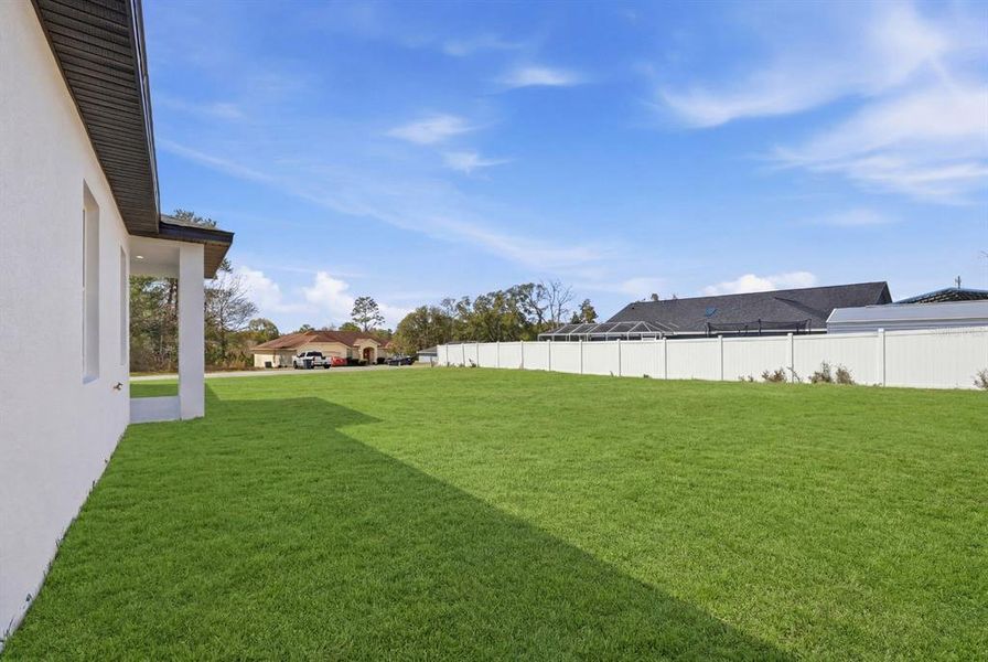 Exterior details and patio area of a home in , Ocala (Image 23).
