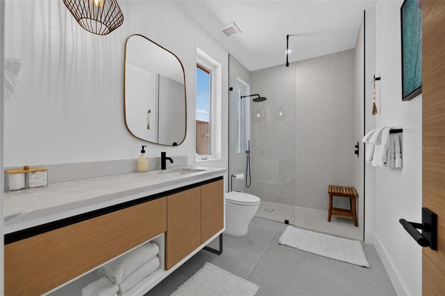 Furnished interior view inside a new home in , Sarasota (Image 18).