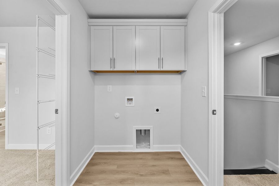 Spacious, unfurnished interior of a new home in Fieldstone, Lexington (Image 41). Spacious, unfurnished interior of a new home in Fieldstone, Lexington (Image 41).