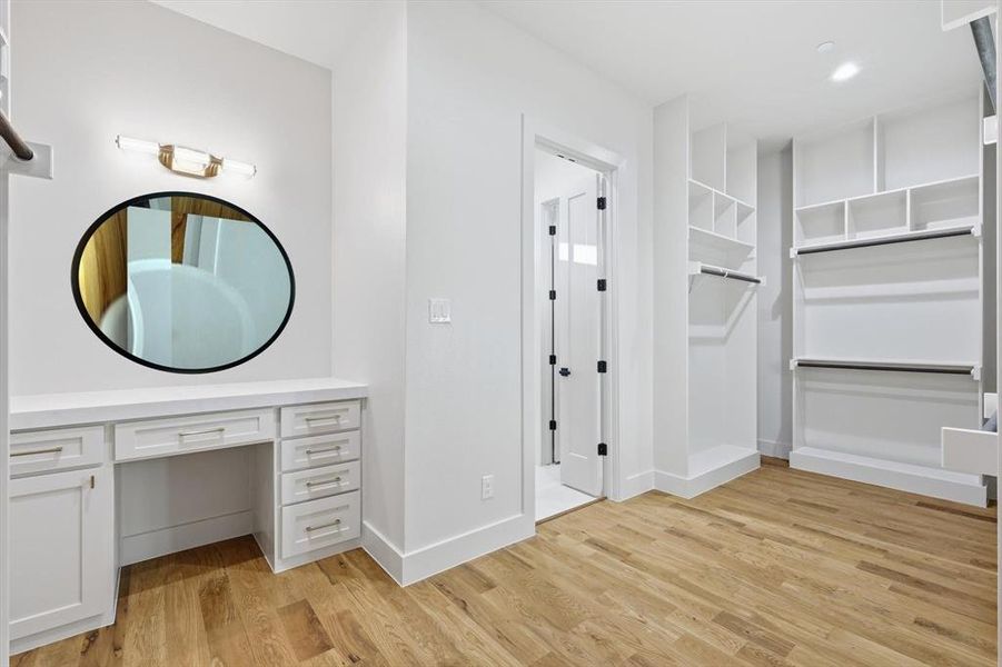 Furnished interior view inside a new home in , Red Oak (Image 25).