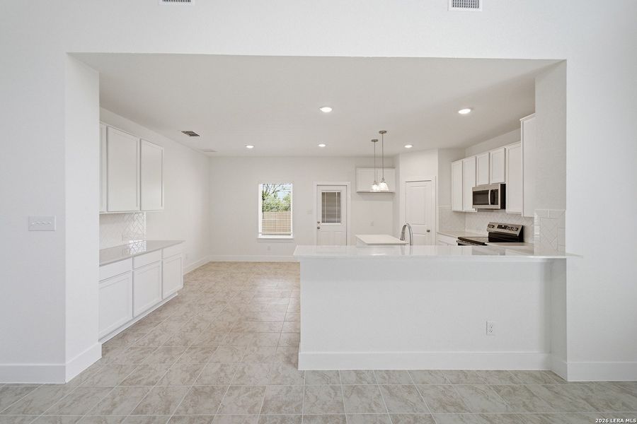 Image 35 of a home in Laurel Vistas.