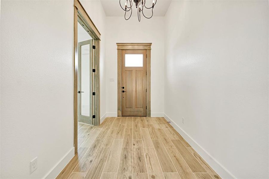 Spacious, unfurnished interior of a new home in , Azle (Image 13).