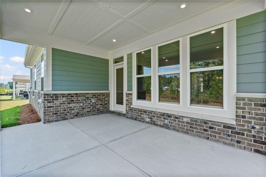 Image 35 of a home in Laurel Farms.