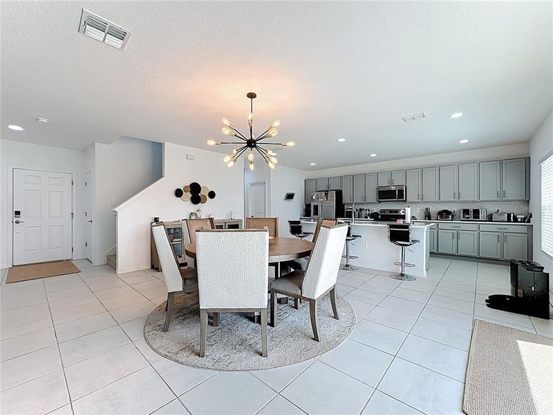 Furnished interior view inside a new home in , Kissimmee (Image 7).