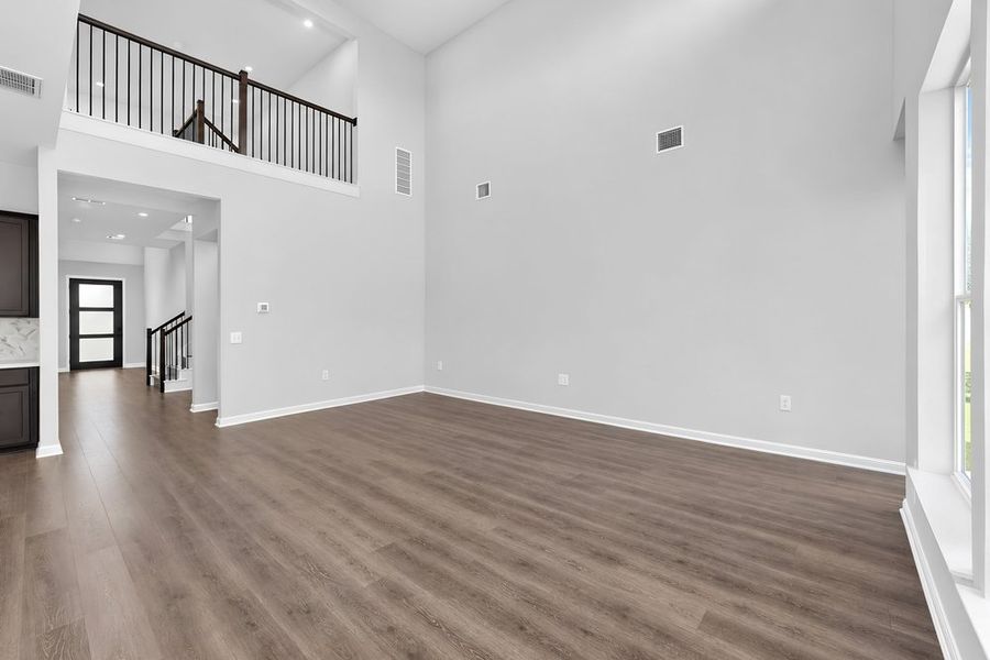 Spacious, unfurnished interior of a new home in Silverleaf, Cedar Creek (Image 19). Spacious, unfurnished interior of a new home in Silverleaf, Cedar Creek (Image 19).