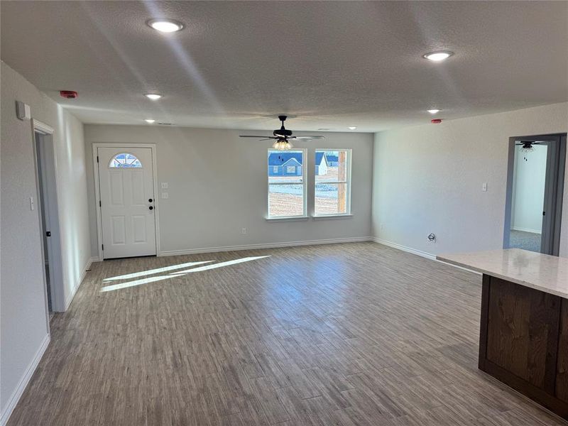 Spacious, unfurnished interior of a new home in , Springtown (Image 7).