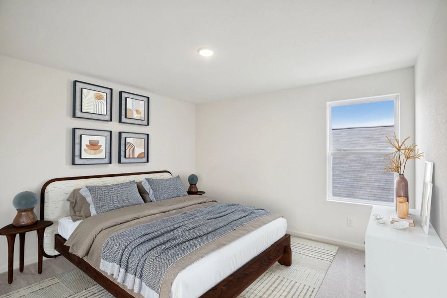 Representative furnished interior of a home built from the Sagan by Starlight Homes in Ashland, Angleton (Image 10).