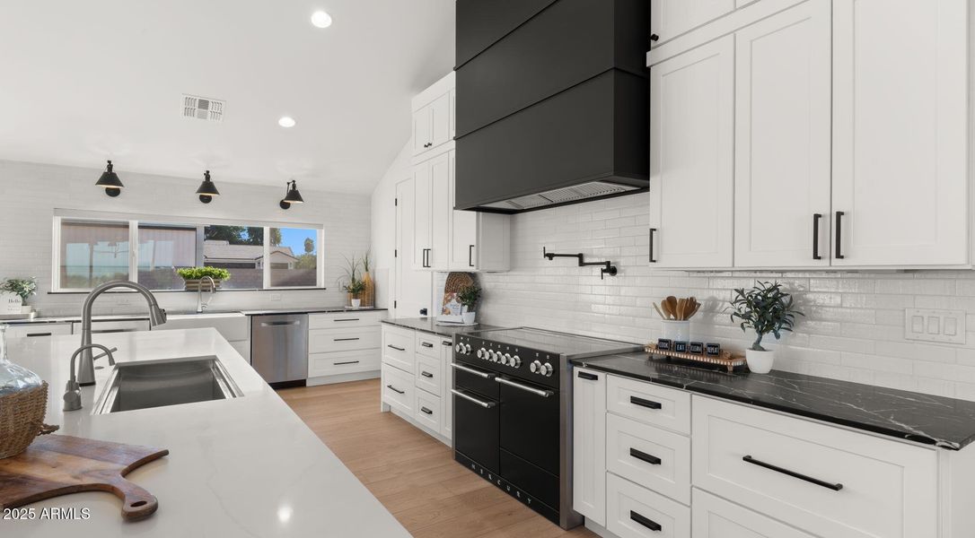 High End appliances! High End appliances!