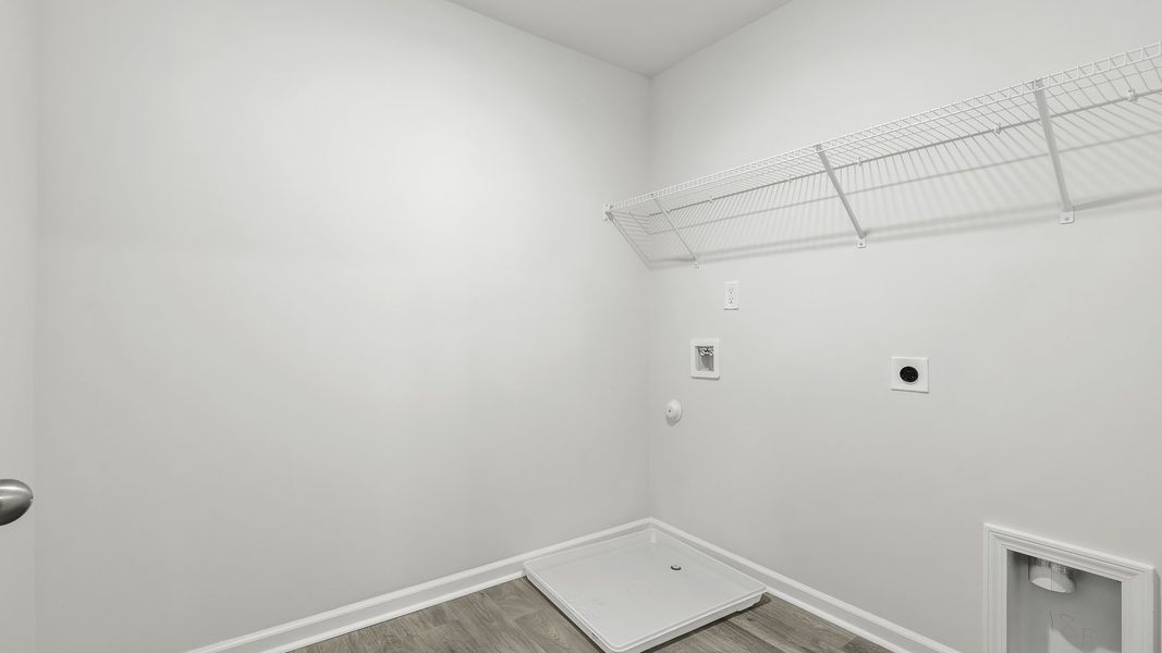 Spacious, unfurnished interior of a new home in Willow Mill, Thomasville (Image 19).