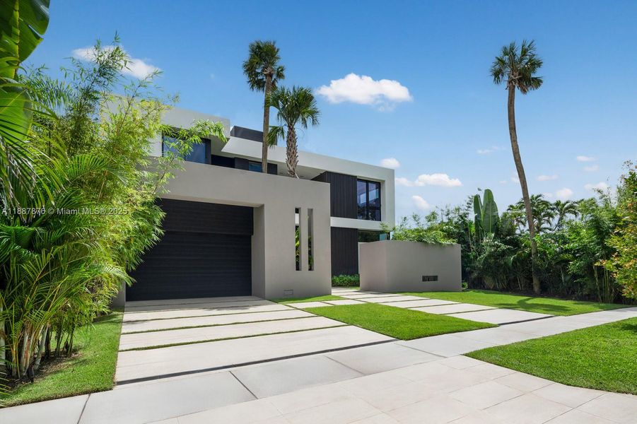 Image 69 of a home in .