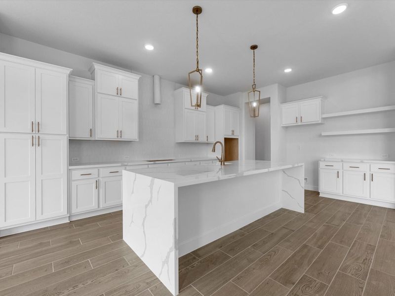 Representative image. Features, selections and colors may vary.