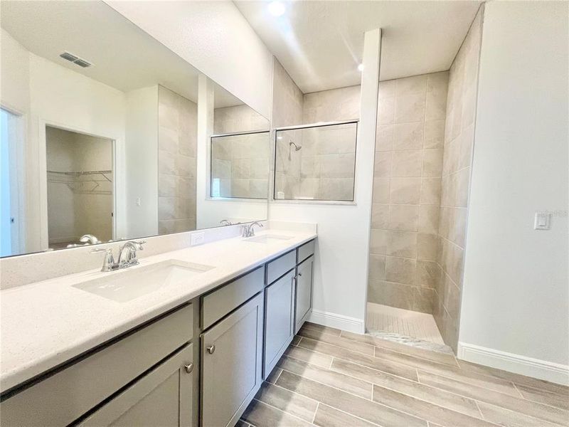 Furnished interior view inside a new home in Palm Coast, Palm Coast (Image 9).