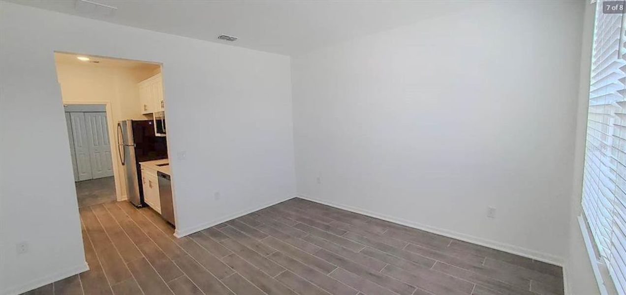 Spacious, unfurnished interior of a new home in , Edgewater (Image 6).