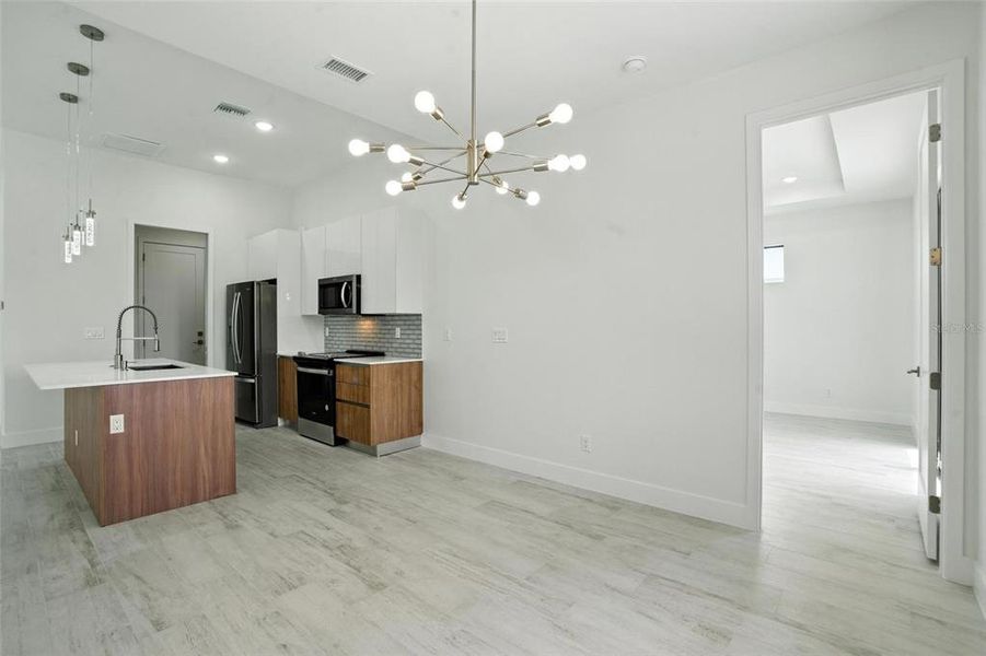 Image 47 of a home in .