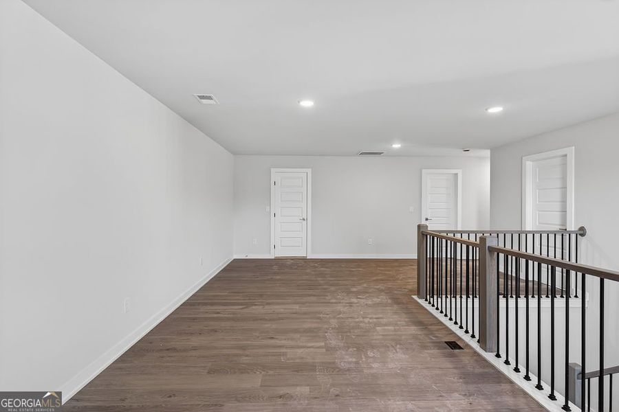 Spacious, unfurnished interior of a new home in The Manor at Gainesville Township, Gainesville (Image 20).