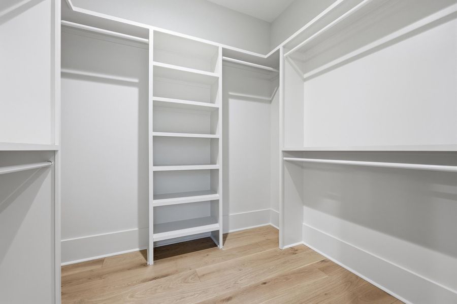 Spacious, unfurnished interior of a new home in , Mount Pleasant (Image 18).