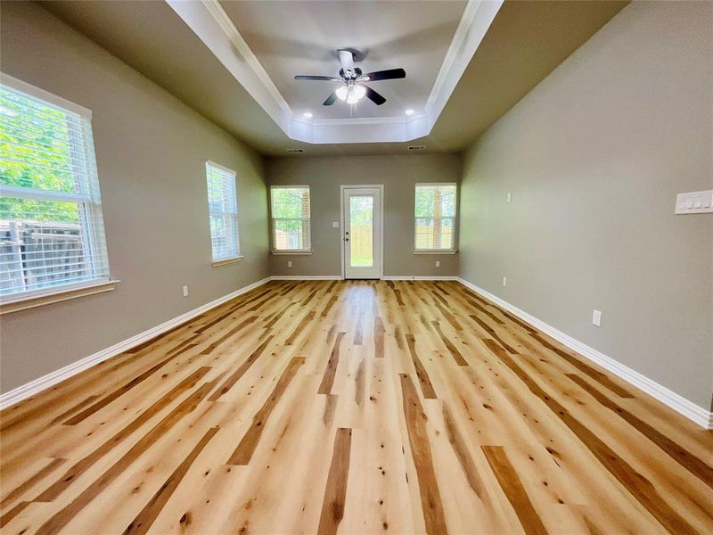 Spacious, unfurnished interior of a new home in , Greenville (Image 13).