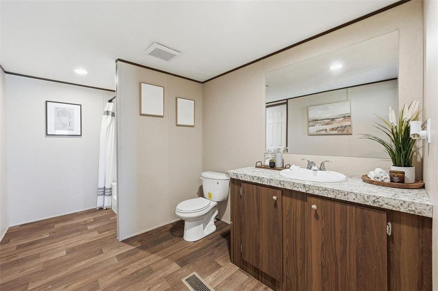 Furnished interior view inside a new home in , Burleson (Image 17).