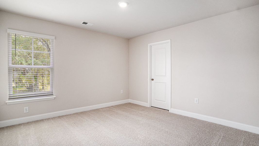 Spacious, unfurnished interior of a new home in Shell Pointe, Gilbert (Image 28). Spacious, unfurnished interior of a new home in Shell Pointe, Gilbert (Image 28).