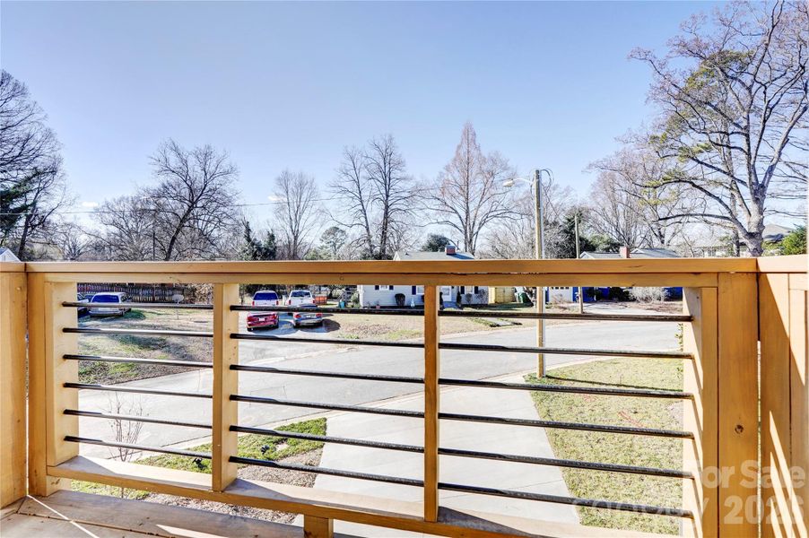 Exterior details and patio area of a home in , Charlotte (Image 26).