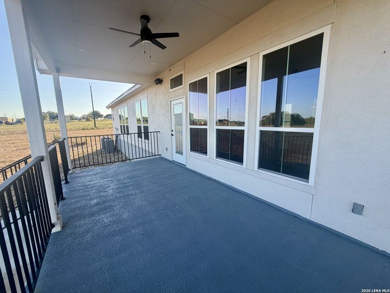 Exterior details and patio area of a home in , La Vernia (Image 27).