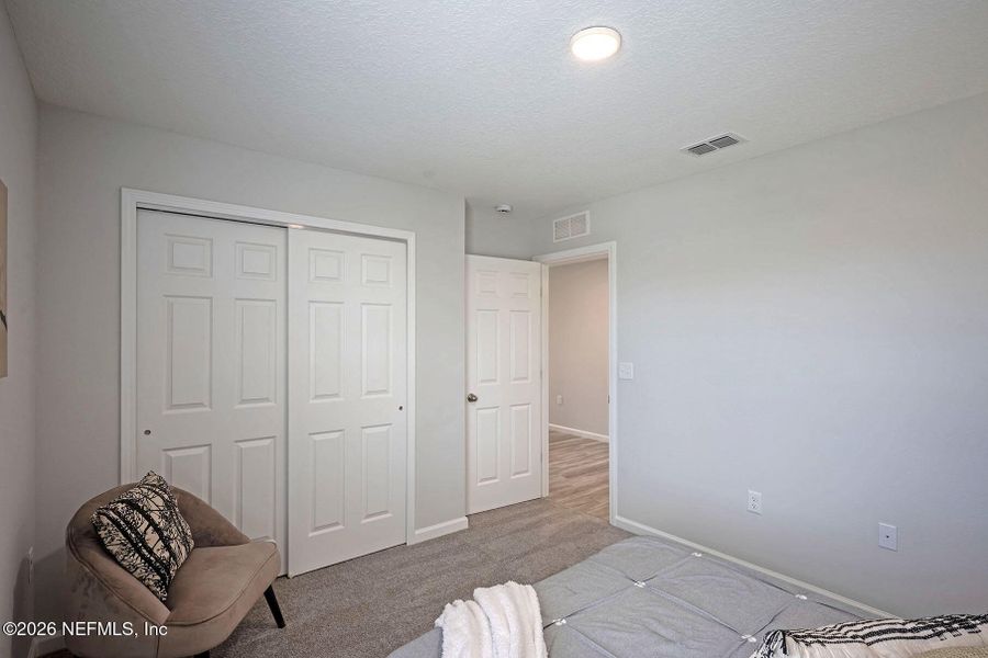 Spacious, unfurnished interior of a new home in , Jacksonville (Image 22).