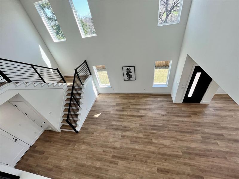 Spacious, unfurnished interior of a new home in , Dallas (Image 18).