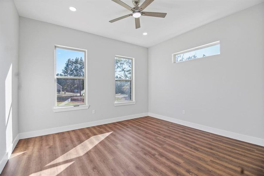 Spacious, unfurnished interior of a new home in , Lindale (Image 30).