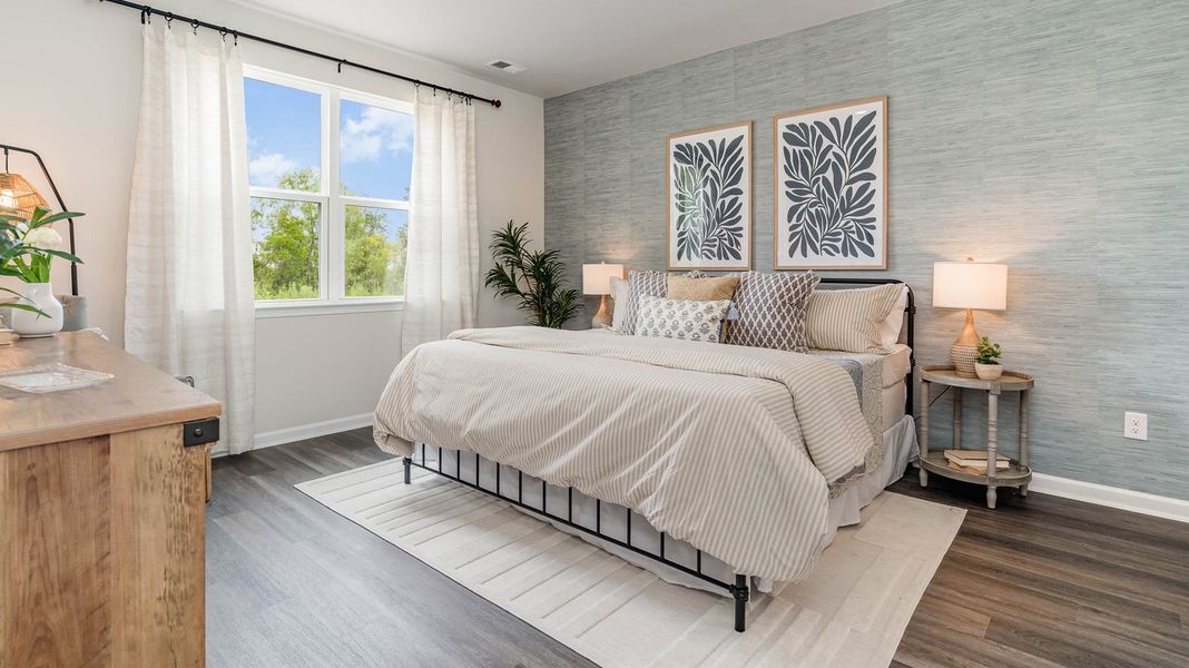 Representative furnished interior of a home built from the KENNER by D.R. Horton in Village Park, Oakland (Image 13).